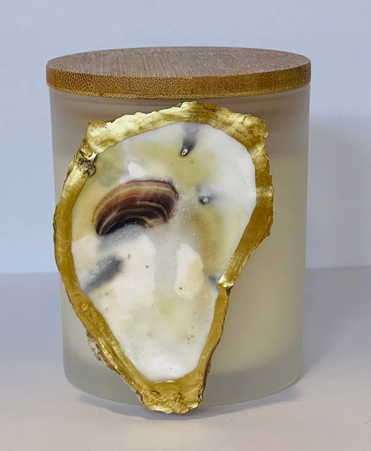 Frosted White 9 oz Soy Candle w/ Oyster Shell